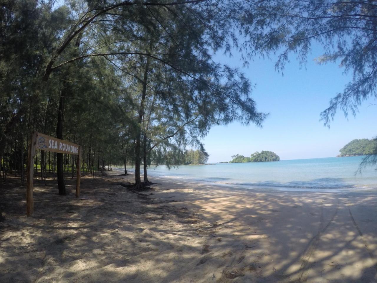 Готель Sea Rounding Ko Phra Thong Екстер'єр фото