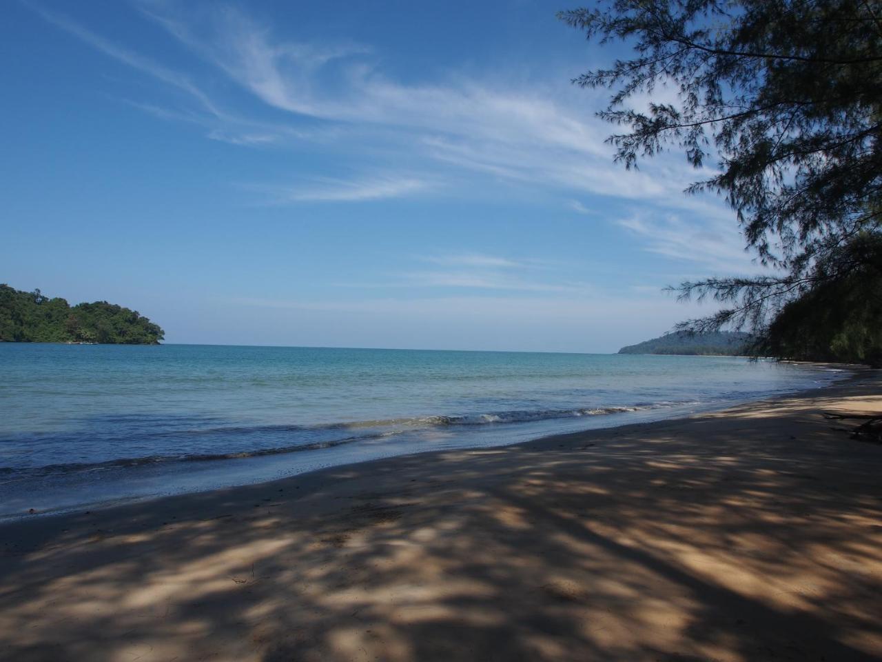 Готель Sea Rounding Ko Phra Thong Екстер'єр фото